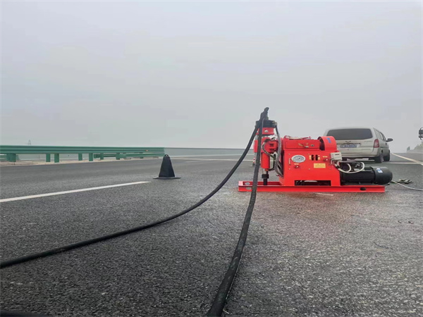 息县马路路基路面开裂下沉注浆加固灌浆